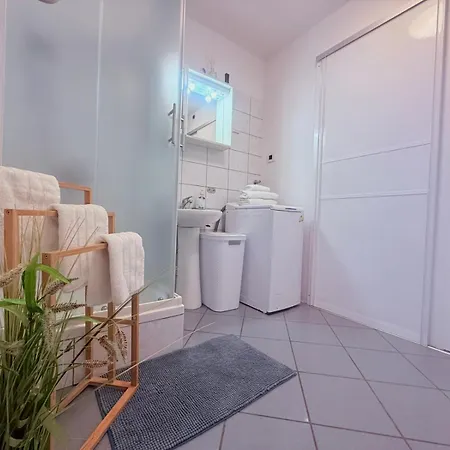 House Rukavina Bakarac